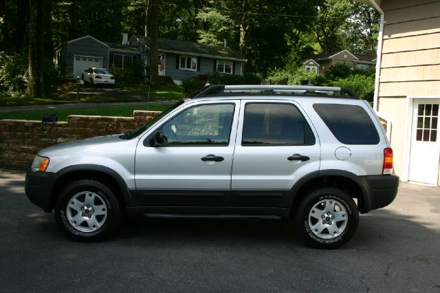 2004 Ford Escape SL 4x4 Regular Cab