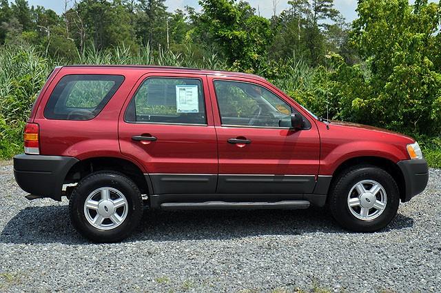 2004 Ford Escape XLS