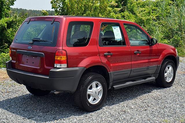 2004 Ford Escape XLS