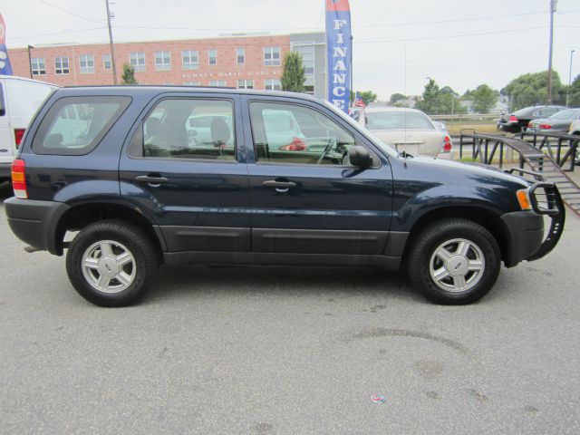 2004 Ford Escape Reg Cab 159.5 WB C5B