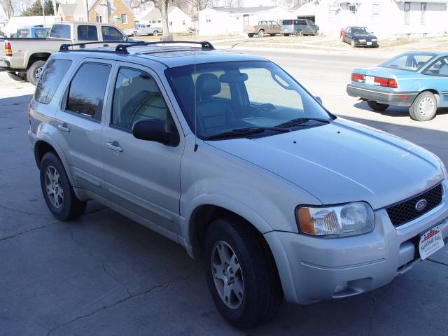 2004 Ford Escape SLT 25