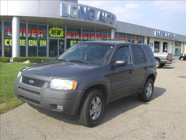 2004 Ford Escape ESi