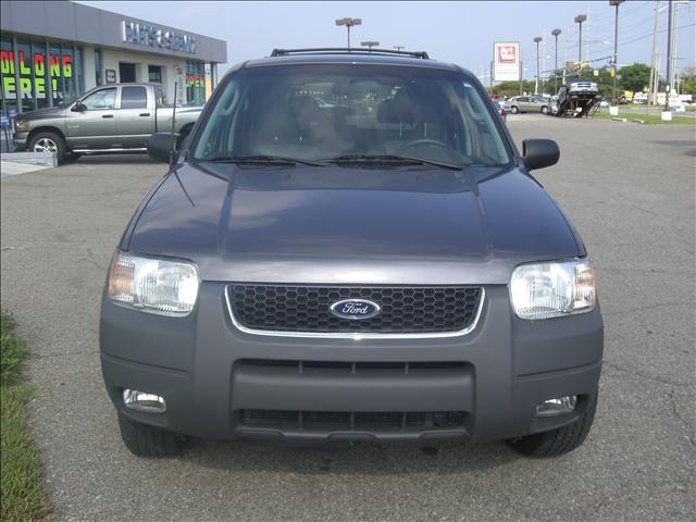 2004 Ford Escape ESi
