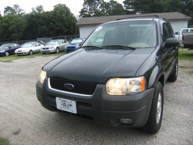 2004 Ford Escape ESi