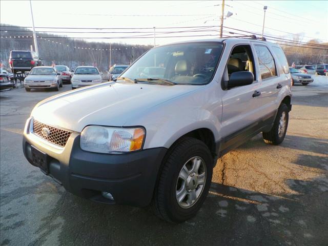 2004 Ford Escape ESi