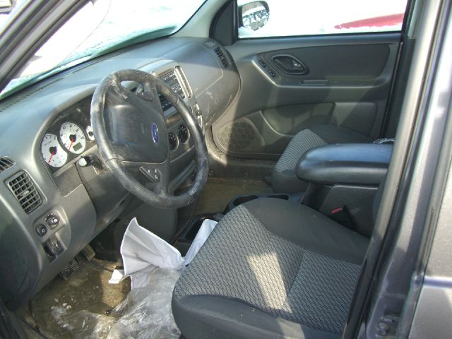 2004 Ford Escape SL 4x4 Regular Cab