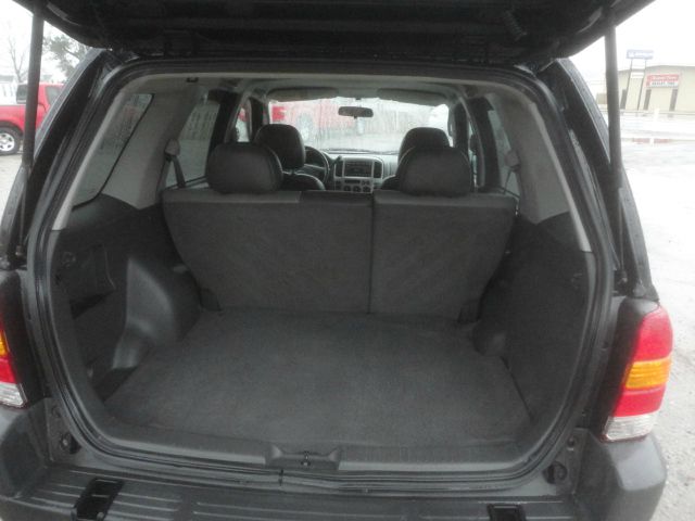 2004 Ford Escape SL 4x4 Regular Cab