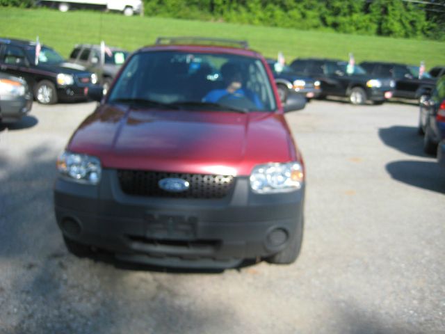 2005 Ford Escape Touringperformance Track