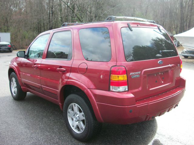 2005 Ford Escape Super