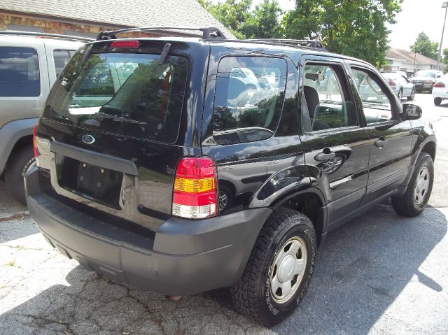 2005 Ford Escape Unknown