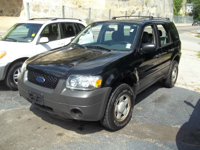 2005 Ford Escape Unknown