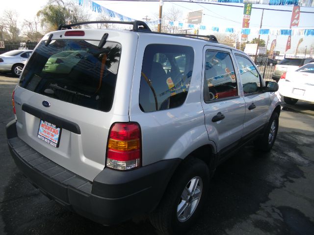 2005 Ford Escape Reg Cab 159.5 WB C5B