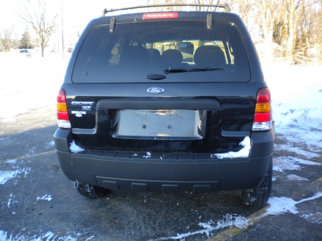 2005 Ford Escape SL 4x4 Regular Cab