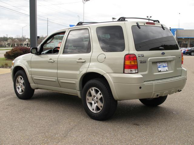 2005 Ford Escape Unknown