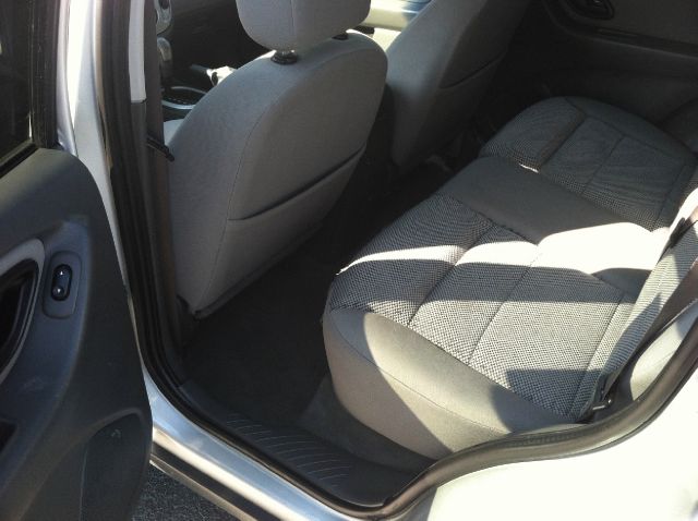 2005 Ford Escape SL 4x4 Regular Cab