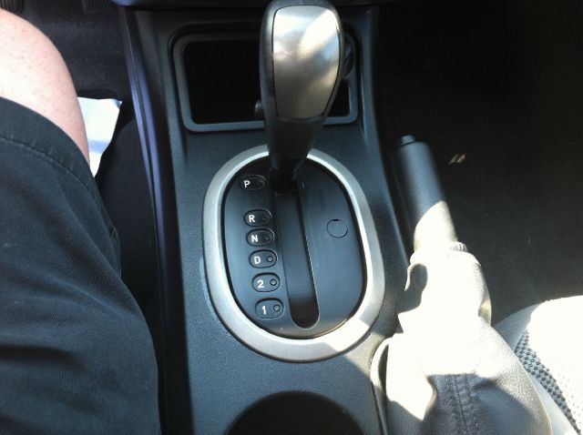 2005 Ford Escape SL 4x4 Regular Cab