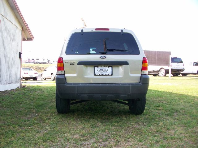 2005 Ford Escape 4x4 Coupe