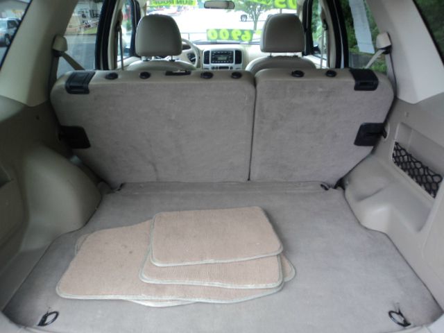 2005 Ford Escape SL 4x4 Regular Cab