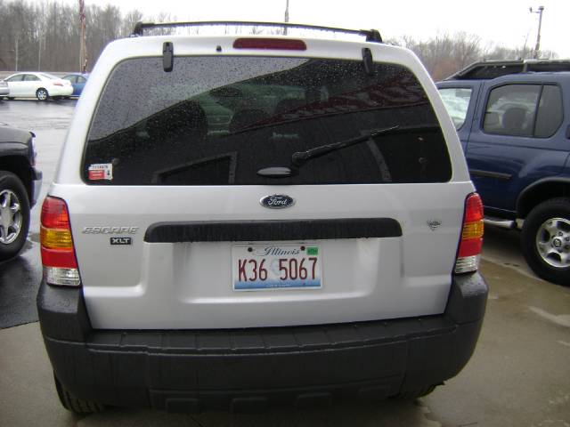 2005 Ford Escape ESi