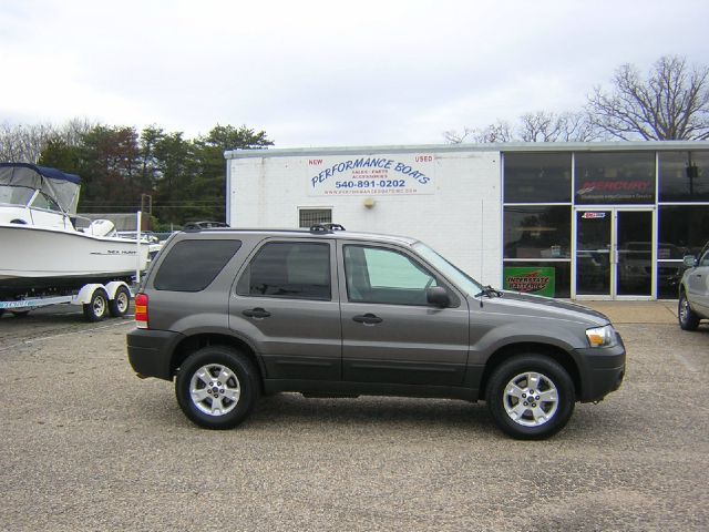 2005 Ford Escape SL 4x4 Regular Cab