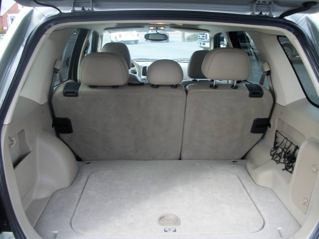 2005 Ford Escape SLT 25