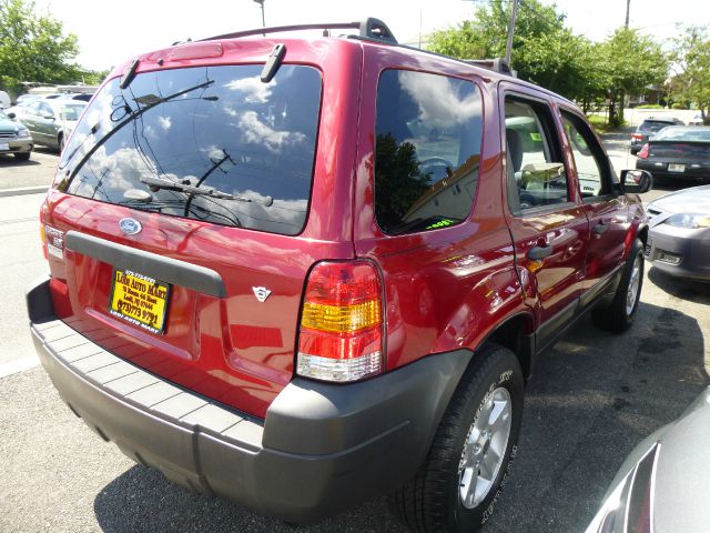 2005 Ford Escape SL 4x4 Regular Cab