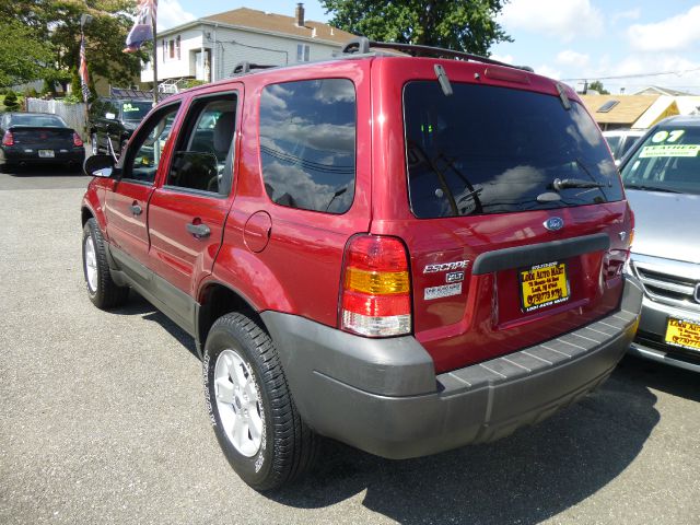 2005 Ford Escape SL 4x4 Regular Cab