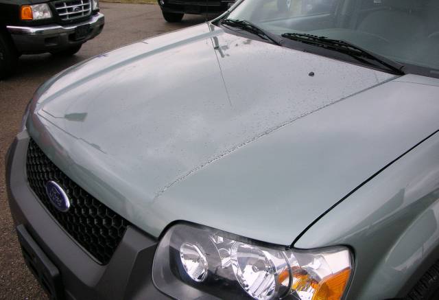 2005 Ford Escape ESi