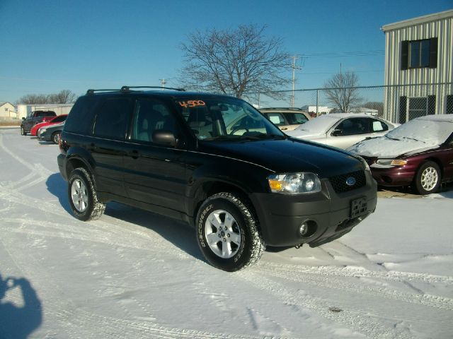 2005 Ford Escape SL 4x4 Regular Cab