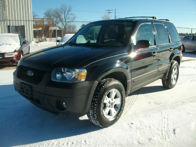 2005 Ford Escape SL 4x4 Regular Cab
