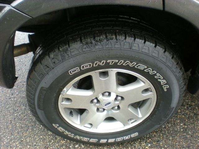 2005 Ford Escape SL 4x4 Regular Cab