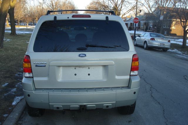 2005 Ford Escape Super
