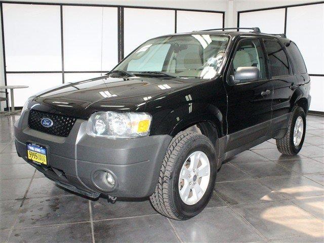 2005 Ford Escape 15