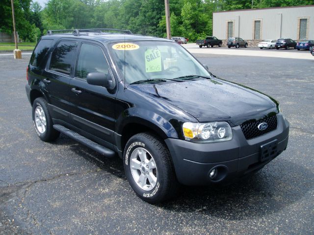 2005 Ford Escape Unknown