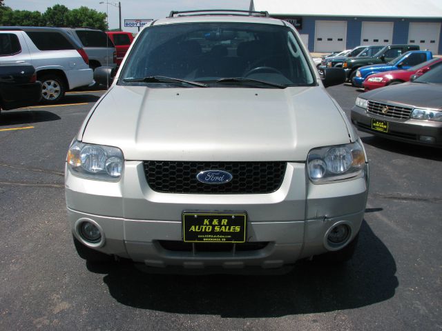 2005 Ford Escape Super