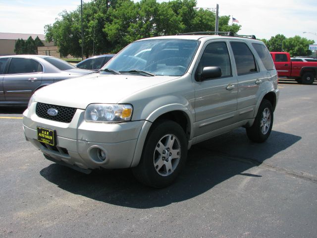 2005 Ford Escape Super