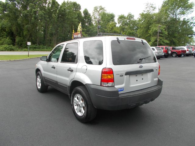2005 Ford Escape SL 4x4 Regular Cab