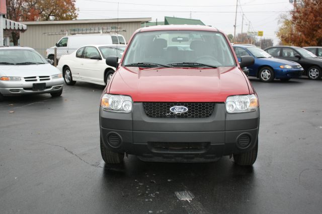 2005 Ford Escape Reg Cab 159.5 WB C5B
