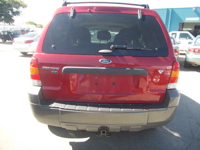 2005 Ford Escape SL 4x4 Regular Cab