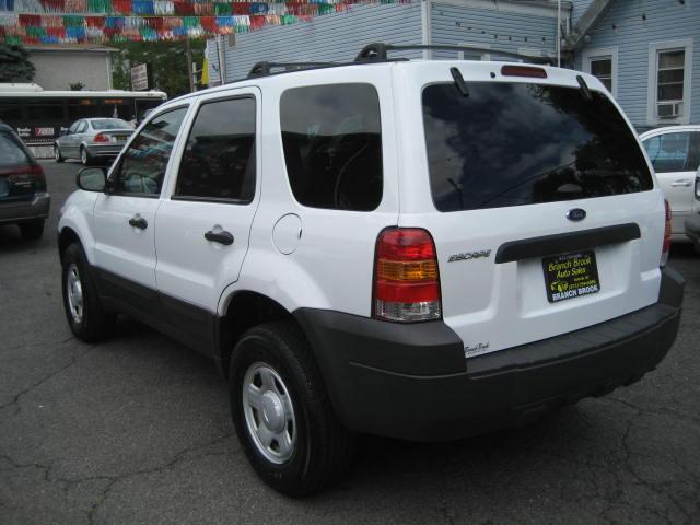 2005 Ford Escape Reg Cab 159.5 WB C5B