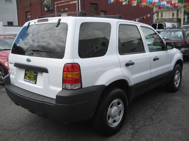 2005 Ford Escape Reg Cab 159.5 WB C5B