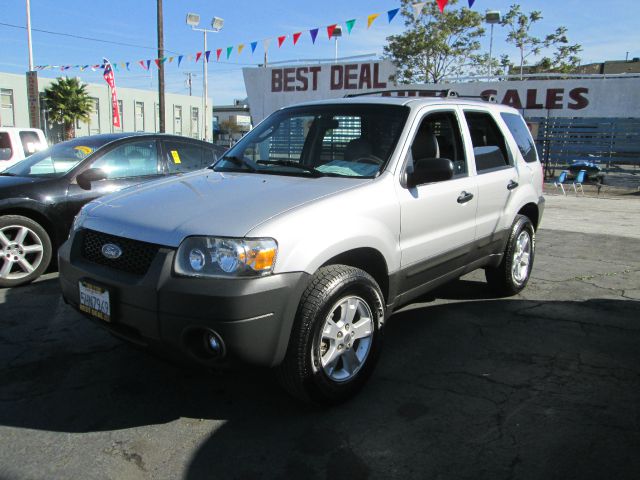 2005 Ford Escape SL 4x4 Regular Cab