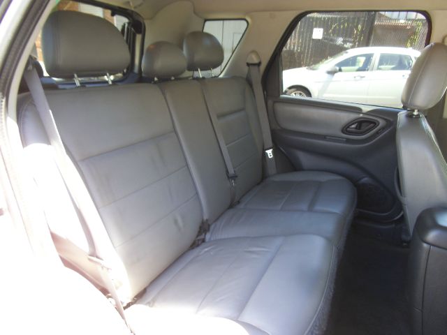 2005 Ford Escape Ram 3500 Diesel 2-WD