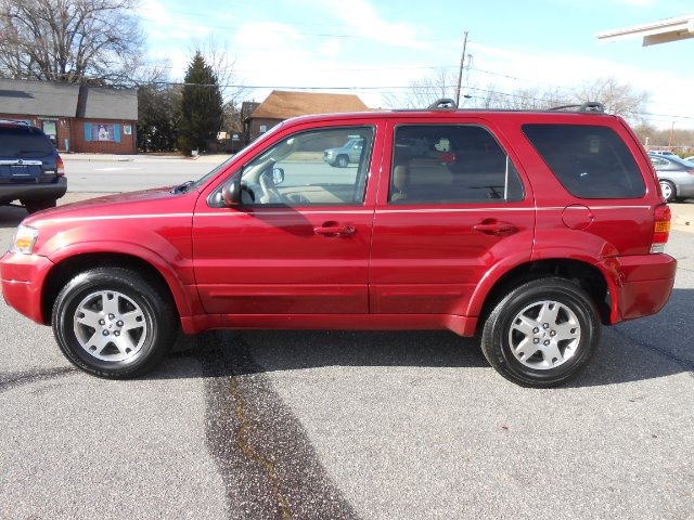 2005 Ford Escape Super