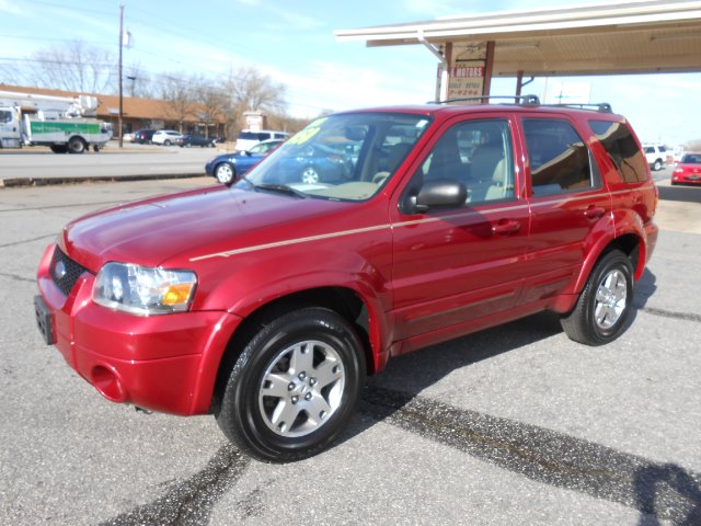 2005 Ford Escape Super