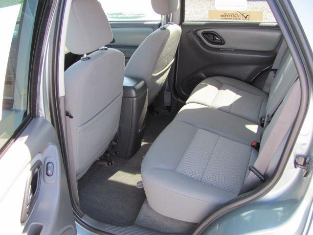 2005 Ford Escape SL 4x4 Regular Cab