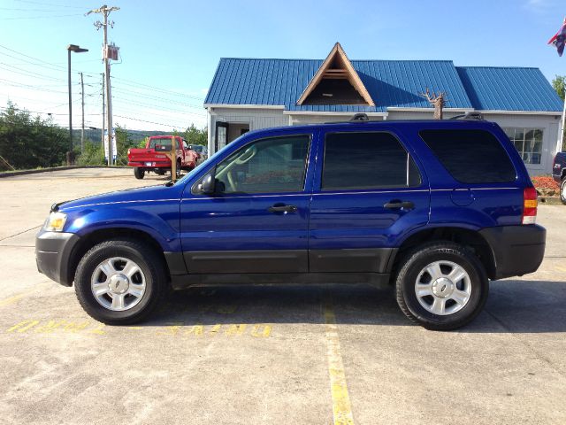 2005 Ford Escape SL 4x4 Regular Cab