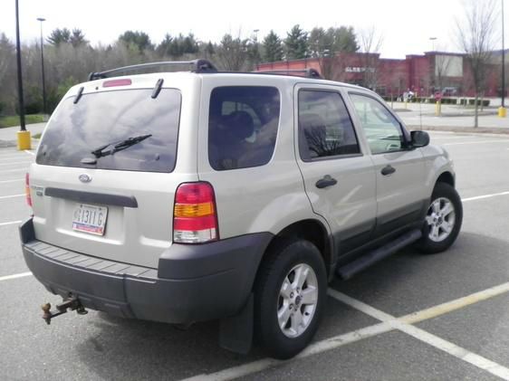 2005 Ford Escape SL 4x4 Regular Cab