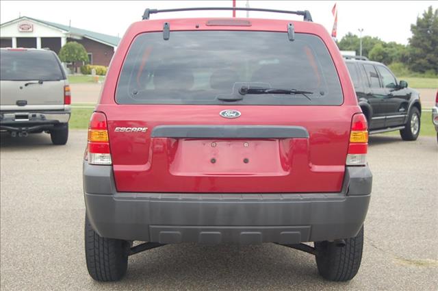 2005 Ford Escape Unknown