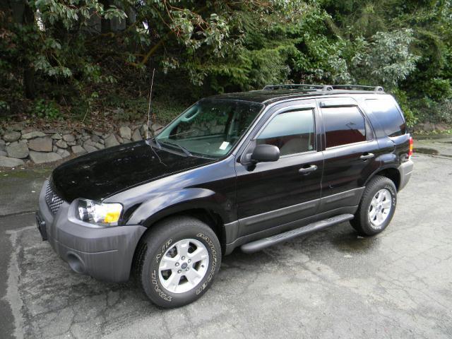 2005 Ford Escape Unknown